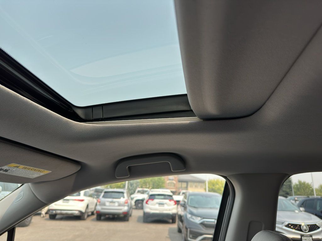 Used 2022 Honda Pilot Elite image 29