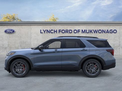 New 2026 Ford Explorer ST-Line image 3