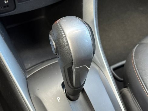 Certified 2022 Chevrolet Trax LT w/ LT Convenience Package image 22