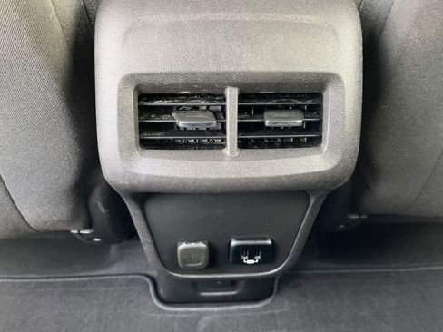 Used 2018 Chevrolet Equinox LT w/ Sun & Infotainment Package image 25