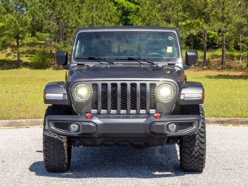 Used 2023 Jeep Gladiator Rubicon w/ LED Lighting Group AWD/4WD image 2