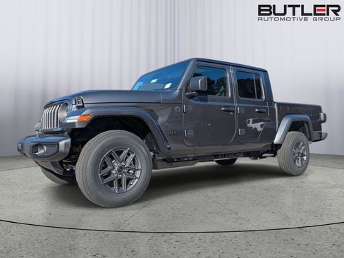 New 2026 Jeep Gladiator Sport AWD/4WD image 2