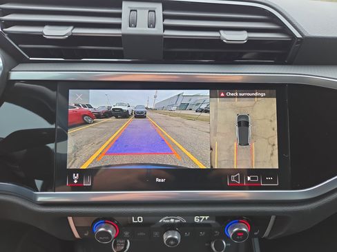 Used 2023 Audi Q3 2.0T Premium Plus w/ Premium Plus Package image 12