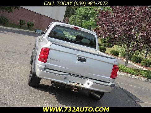 Used 2011 Dodge Dakota Big Horn image 24