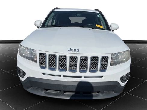Used 2015 Jeep Compass Latitude image 8