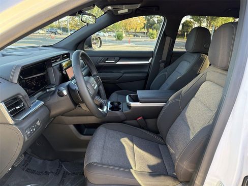 Used 2025 GMC Terrain Elevation image 21