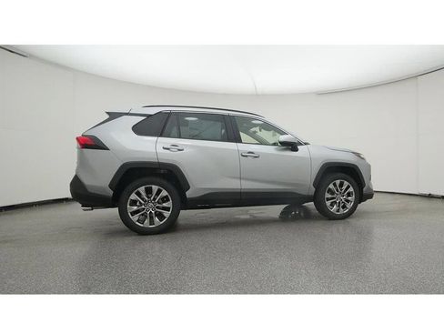Used 2023 Toyota RAV4 XLE Premium FWD image 32