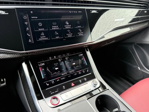 Used 2023 Audi SQ8 Premium Plus AWD/4WD image 19