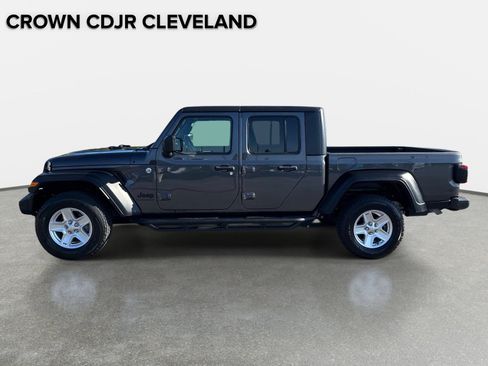 Used 2020 Jeep Gladiator Sport w/ Quick Order Package 24S AWD/4WD image 8