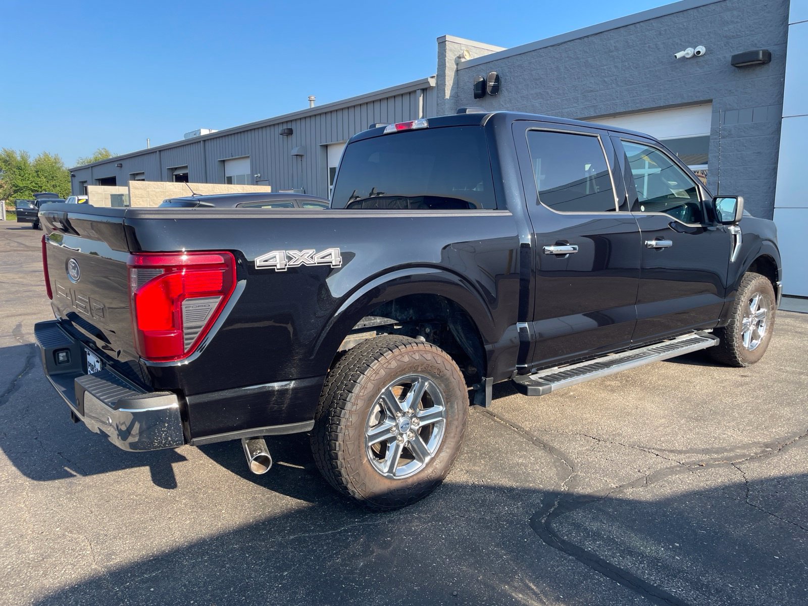Used 2024 Ford F150 XLT AWD/4WD image 7
