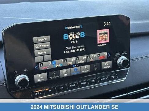 Used 2024 Mitsubishi Outlander SE AWD/4WD image 32