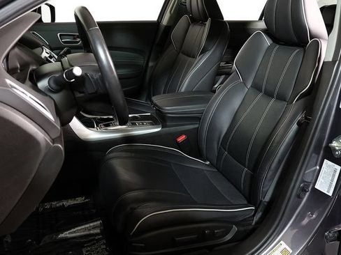 Certified 2019 Acura TLX V6 w/ Technology Package FWD image 4