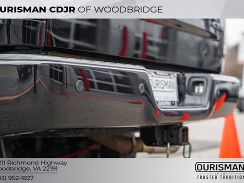 Used 2016 RAM 2500 Big Horn w/ Black Appearance Group image 9