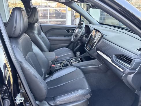 Used 2025 Subaru Forester Limited AWD/4WD image 24