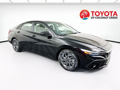 Used 2024 Hyundai Elantra Blue