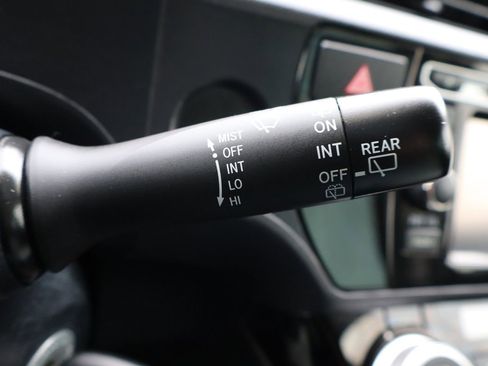 Used 2016 Toyota Prius C One image 32