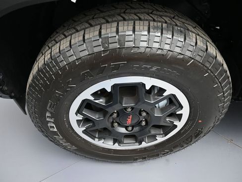 Used 2026 Toyota 4Runner TRD Off-Road AWD/4WD image 14
