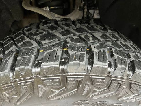 Used 2024 Chevrolet Silverado 1500 ZR2 image 27