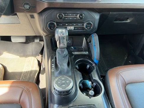 Used 2023 Ford Bronco Outer Banks AWD/4WD image 10