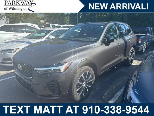 Used 2025 Volvo XC60 B5 Plus AWD/4WD image 1