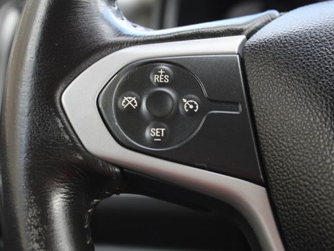 Used 2015 Chevrolet Colorado LT w/ Luxury Package image 26