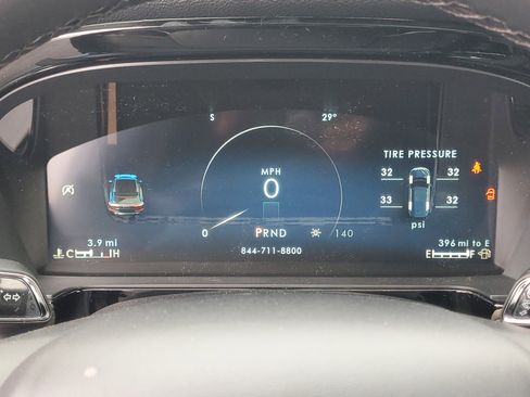 New 2026 Lincoln Corsair Premiere image 19