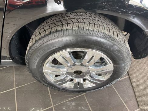 Used 2014 Cadillac SRX Luxury image 37