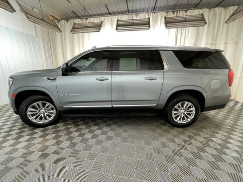 Certified 2023 GMC Yukon XL SLT w/ SLT Premium Package AWD/4WD image 26