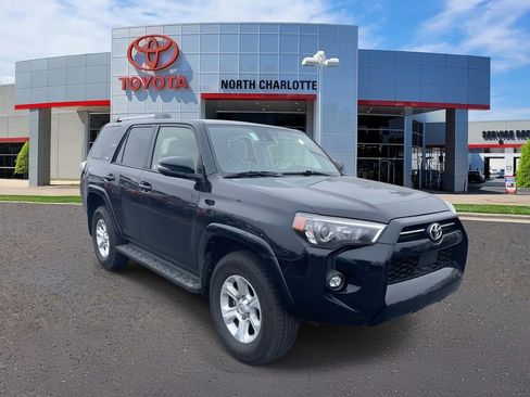 Used 2024 Toyota 4Runner SR5 Premium image 1
