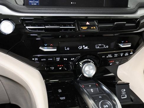 New 2026 Acura MDX SH-AWD image 20