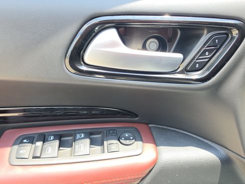 Used 2023 Dodge Durango Citadel RWD image 11