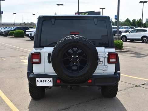 Used 2025 Jeep Wrangler Unlimited Sport AWD/4WD image 6