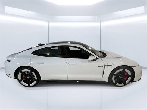 New 2026 Porsche Taycan GTS image 8