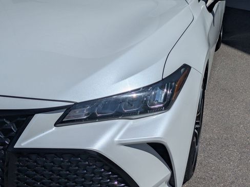 Used 2019 Toyota Avalon XSE w/ Carpet Mat Package FWD image 10