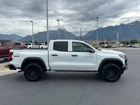 Certified 2025 Chevrolet Colorado Trail Boss AWD/4WD image 8