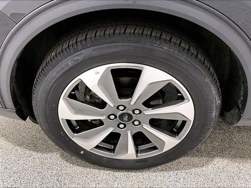 Used 2024 Ford Escape Platinum image 35