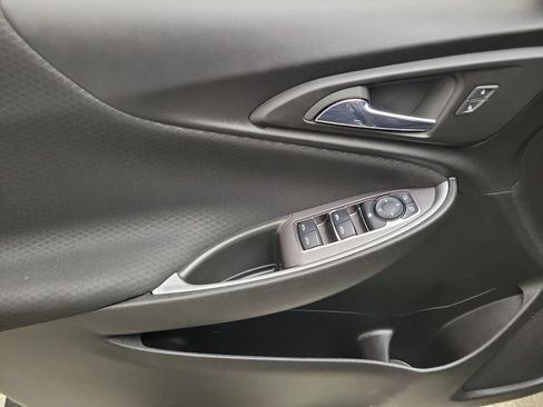 Certified 2024 Chevrolet Malibu LT FWD image 2