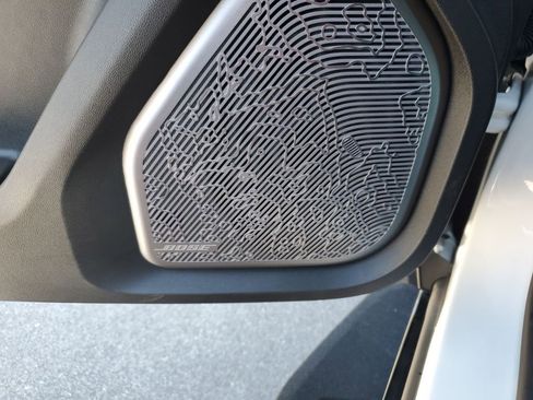 New 2025 GMC Hummer EV 2X image 29