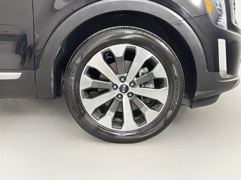 Used 2020 Kia Telluride S AWD/4WD image 34