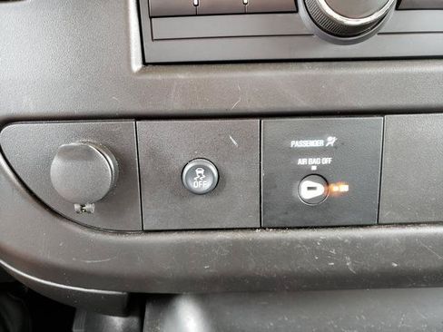 Used 2022 Chevrolet Express 2500 w/ Driver Convenience Package RWD image 23
