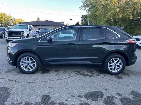 Certified 2022 Ford Edge SEL w/ Convenience Package image 8