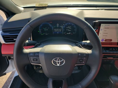 Used 2025 Toyota Camry XSE image 26