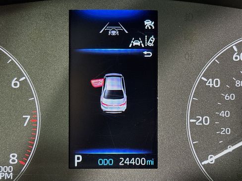 Used 2024 Toyota Corolla LE FWD image 15