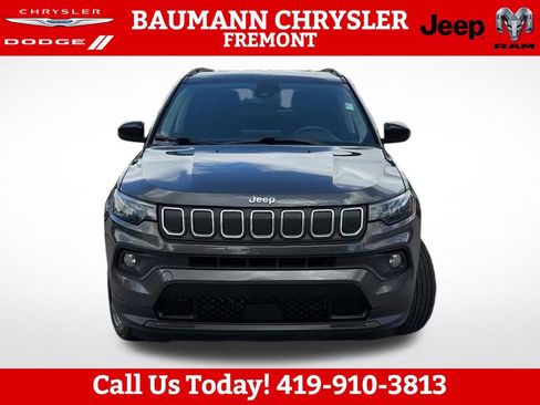 Used 2022 Jeep Compass Latitude w/ Convenience Group AWD/4WD image 8