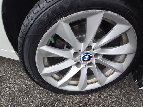 Used 2018 BMW 320i xDrive Sedan AWD/4WD image 31