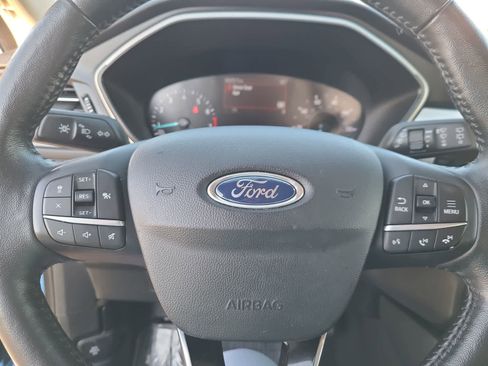 Used 2020 Ford Escape SEL image 23