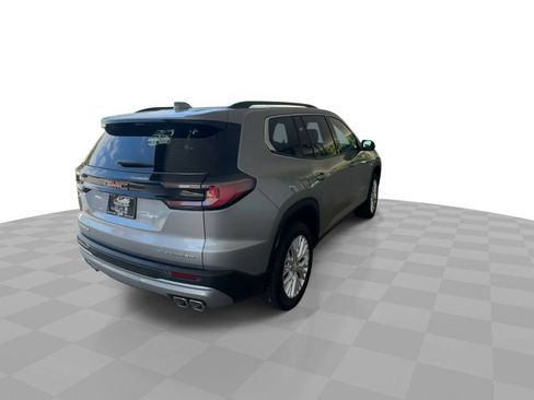 Certified 2026 GMC Acadia Elevation w/ Elevation Premium Package FWD image 8