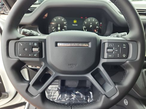 New 2025 Land Rover Defender 110 X-Dynamic SE image 16