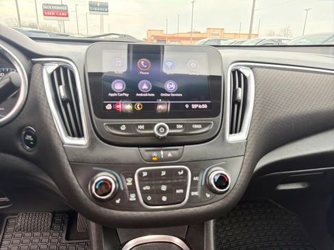 Used 2020 Chevrolet Malibu LT w/ Redline Edition image 19