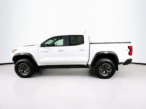 Used 2024 Chevrolet Colorado ZR2 image 4